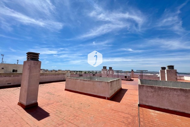 Aus zweiter Hand - Penthouse -
Torrevieja - Costa Blanca