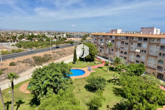 Aus zweiter Hand - Penthouse -
Torrevieja - Costa Blanca