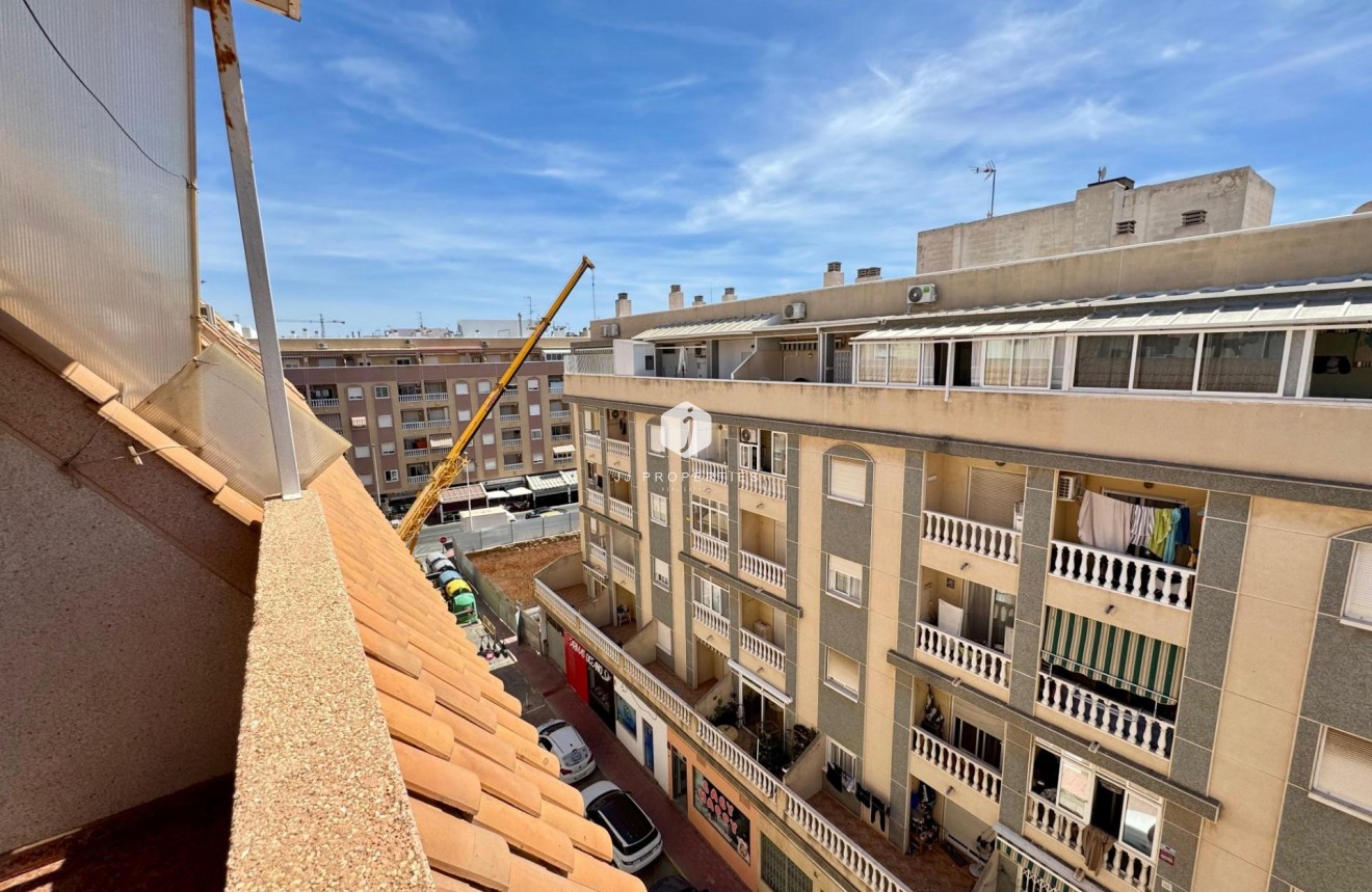 Aus zweiter Hand - Penthouse -
Torrevieja - Costa Blanca