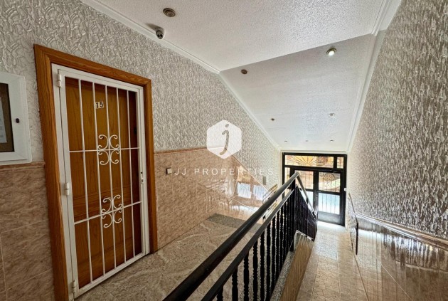 Aus zweiter Hand - Penthouse -
Torrevieja - Costa Blanca