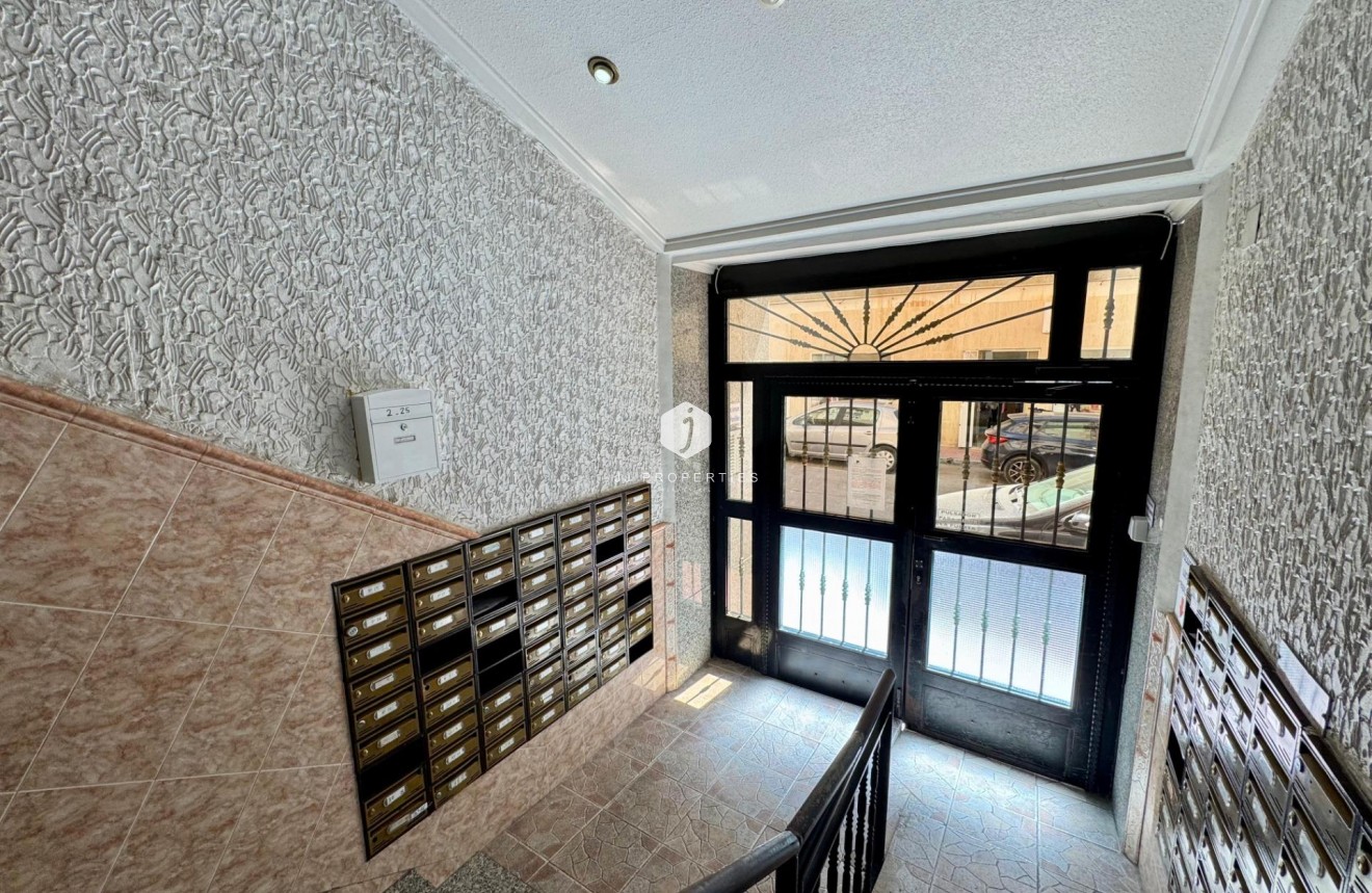 Aus zweiter Hand - Penthouse -
Torrevieja - Costa Blanca
