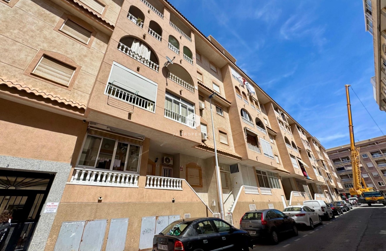 Aus zweiter Hand - Penthouse -
Torrevieja - Costa Blanca