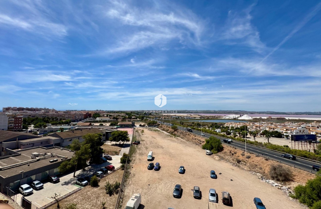 Aus zweiter Hand - Penthouse -
Torrevieja - Costa Blanca