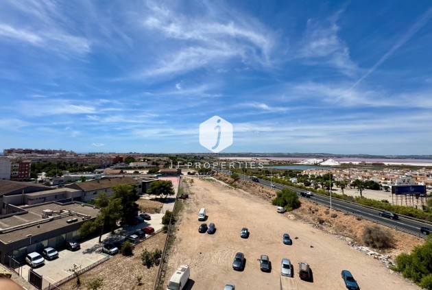 Aus zweiter Hand - Penthouse -
Torrevieja - Costa Blanca