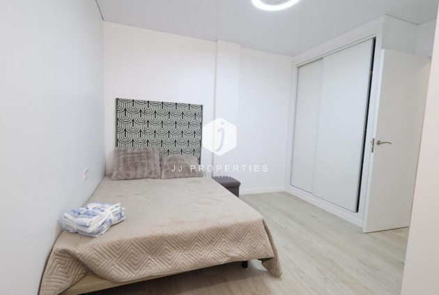 Resale - Apartment / flat -
Torrevieja - Costa Blanca
