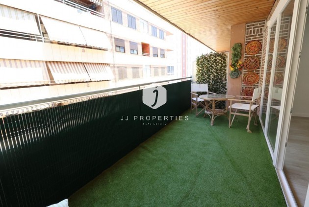 Resale - Apartment / flat -
Torrevieja - Costa Blanca