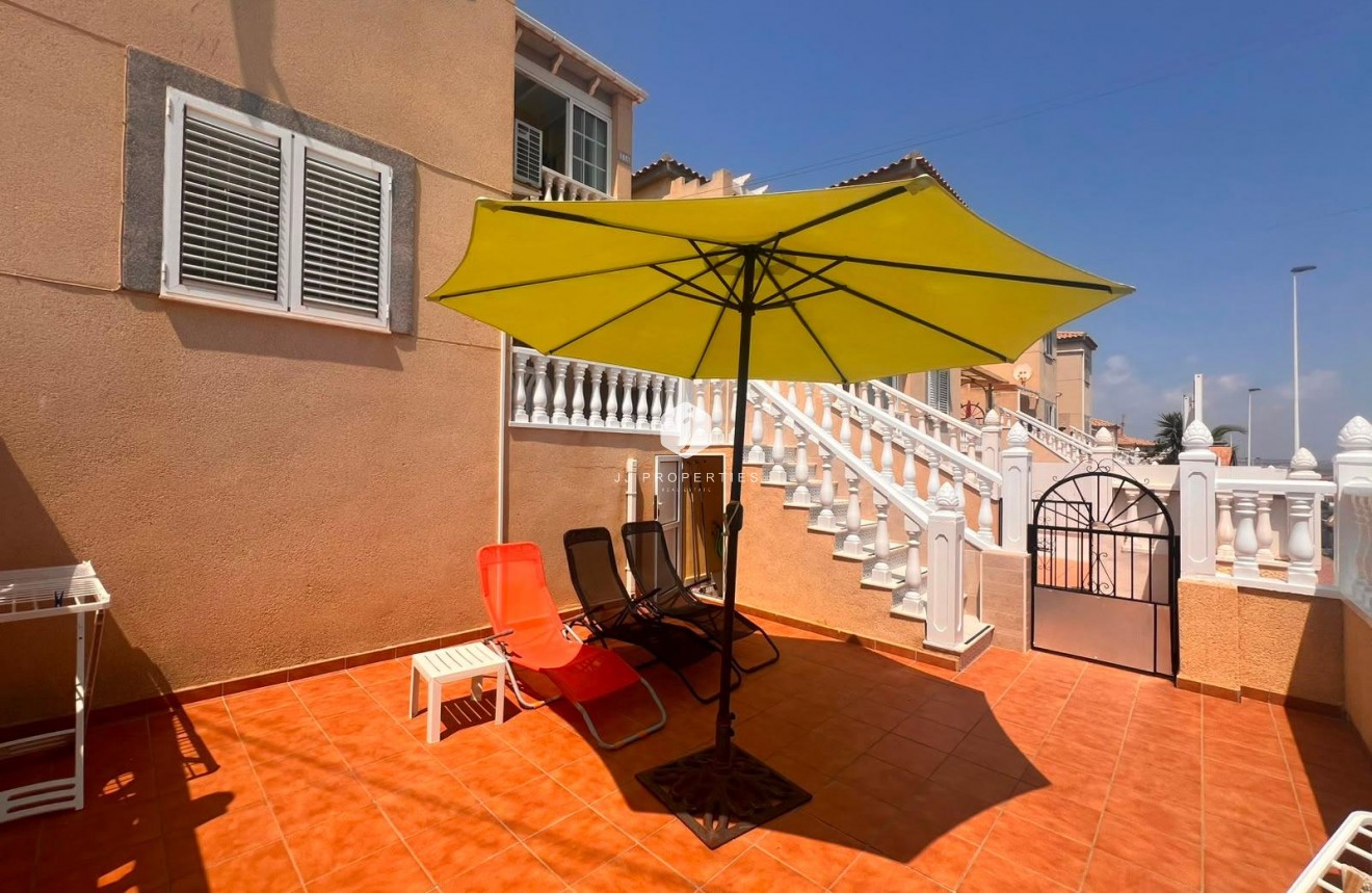 Tweedehands - Bungalow -
Torrevieja - Torrejón