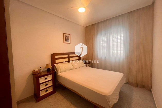 Tweedehands - Bungalow -
Torrevieja - Torrejón