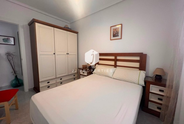 Tweedehands - Bungalow -
Torrevieja - Torrejón