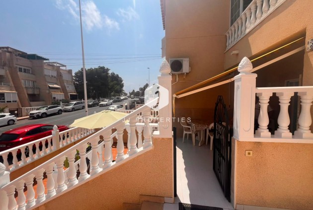Tweedehands - Bungalow -
Torrevieja - Torrejón