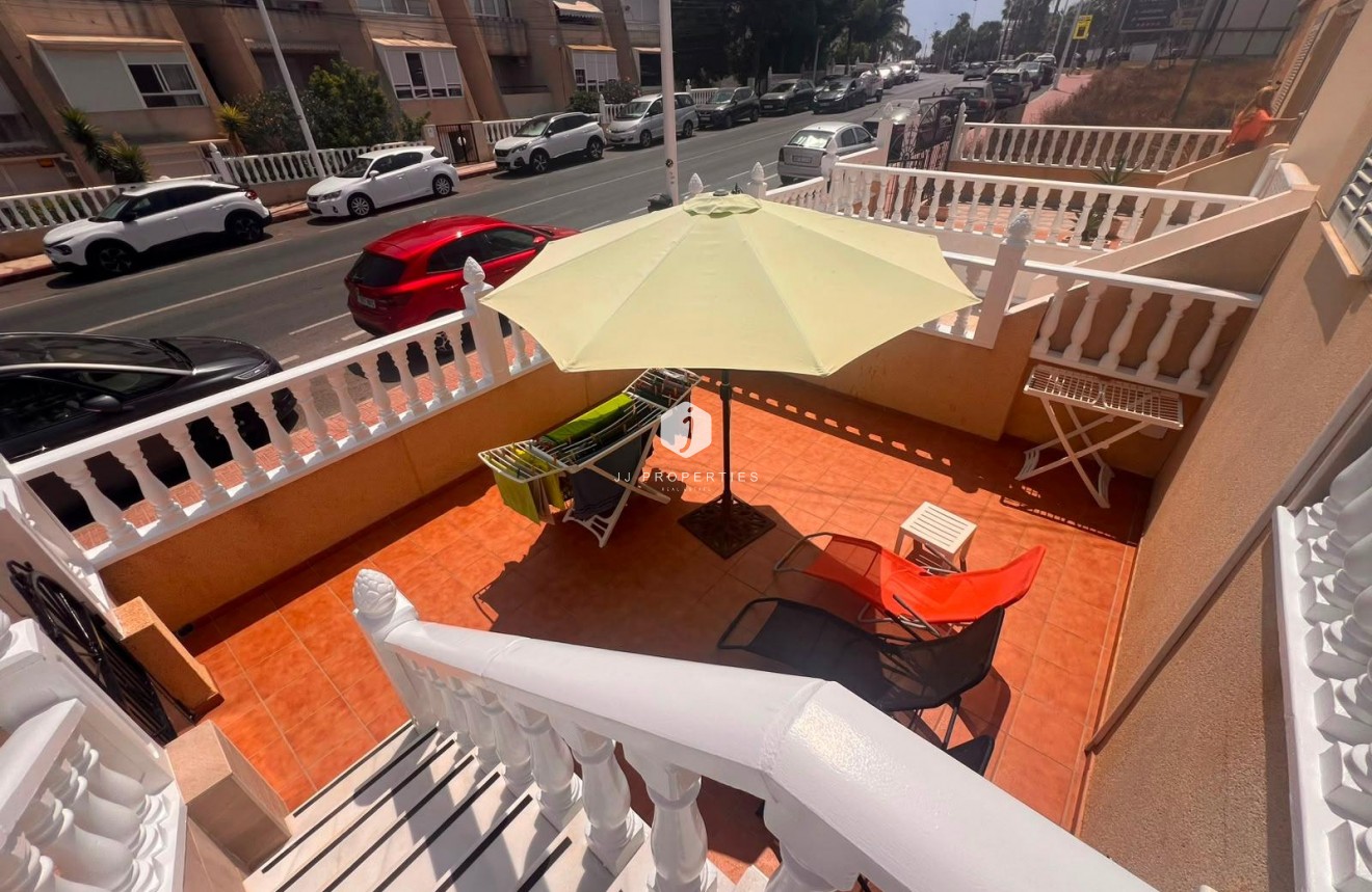 Tweedehands - Bungalow -
Torrevieja - Torrejón