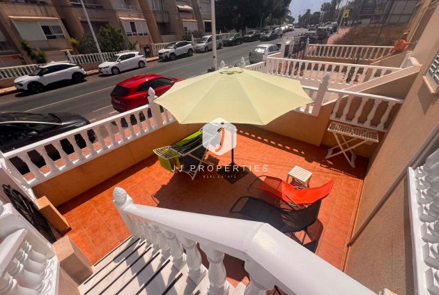 Tweedehands - Bungalow -
Torrevieja - Torrejón