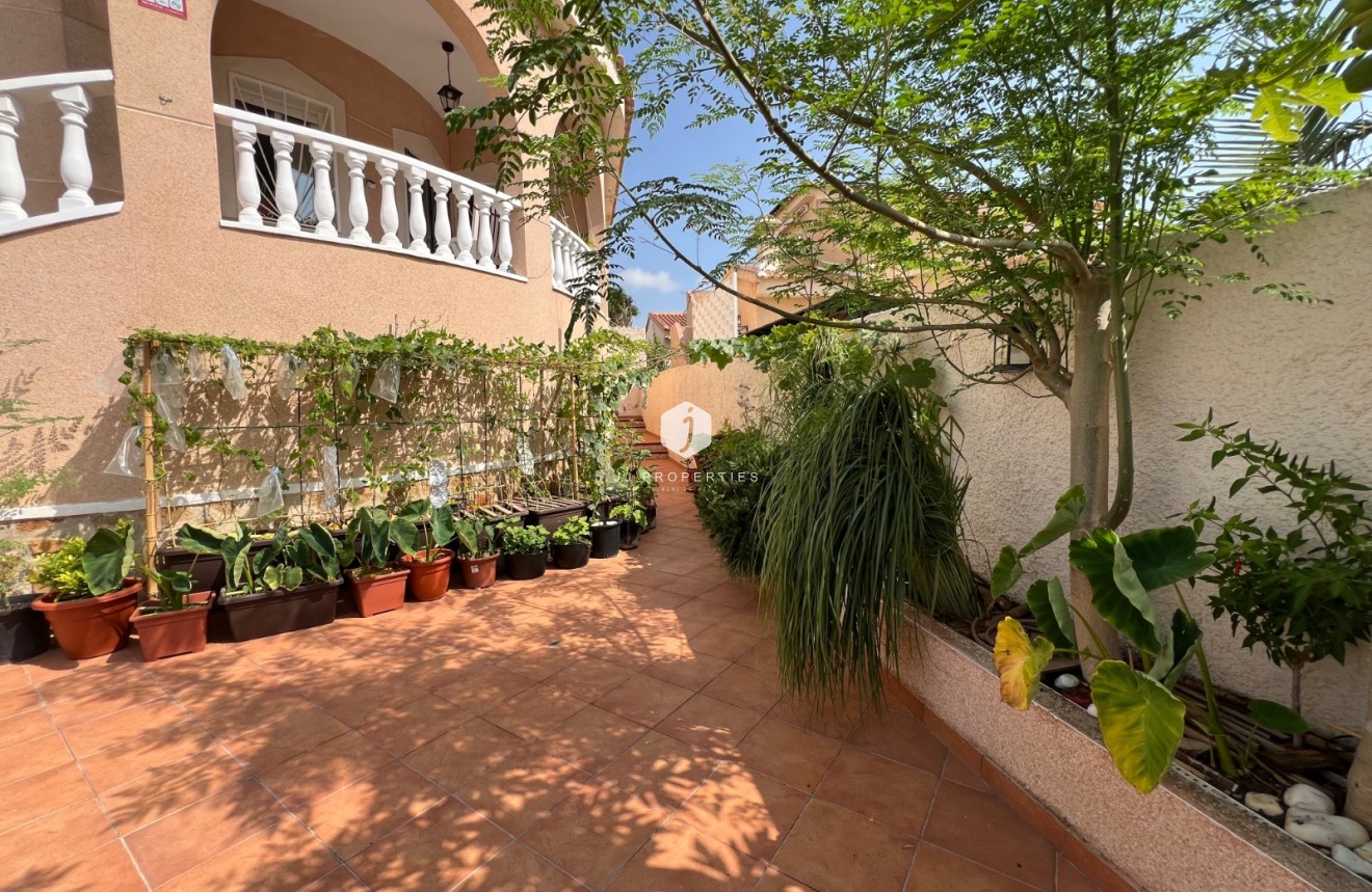 Segunda mano - Villa -
Ciudad Quesada - Costa Blanca