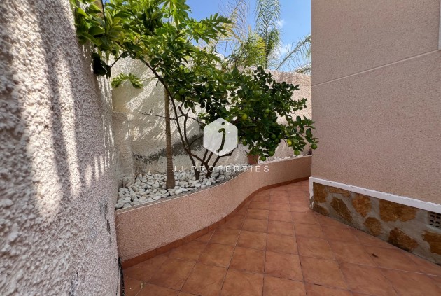 Segunda mano - Villa -
Ciudad Quesada - Costa Blanca