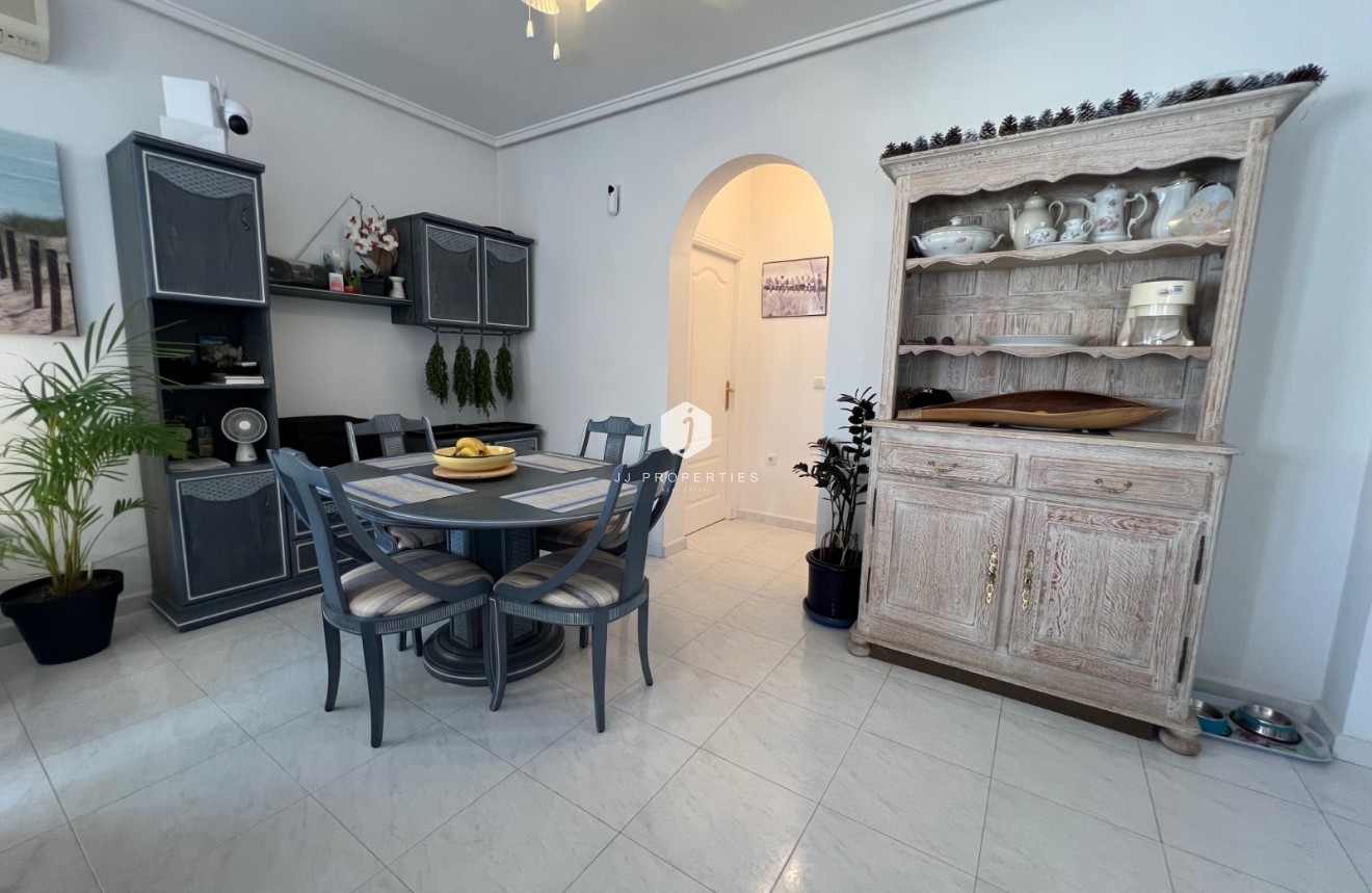Segunda mano - Villa -
Ciudad Quesada - Costa Blanca