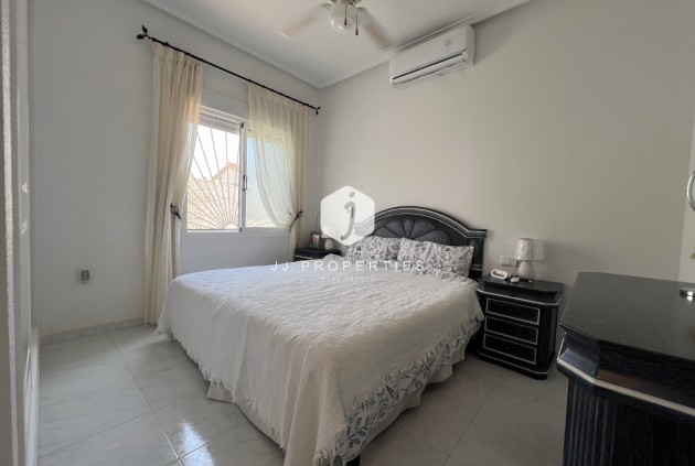 Segunda mano - Villa -
Ciudad Quesada - Costa Blanca