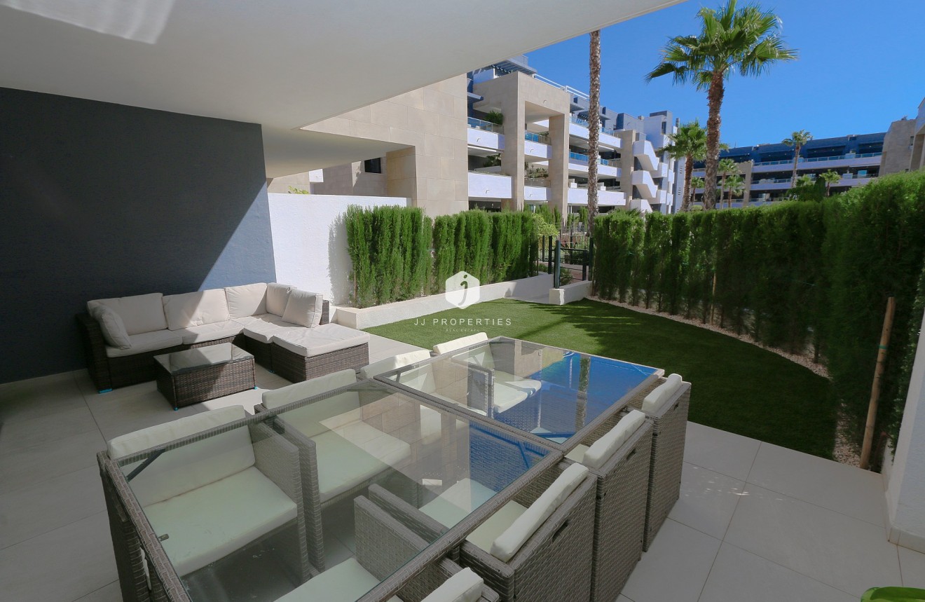 Aus zweiter Hand - Wohnung -
Playa Flamenca - Costa Blanca