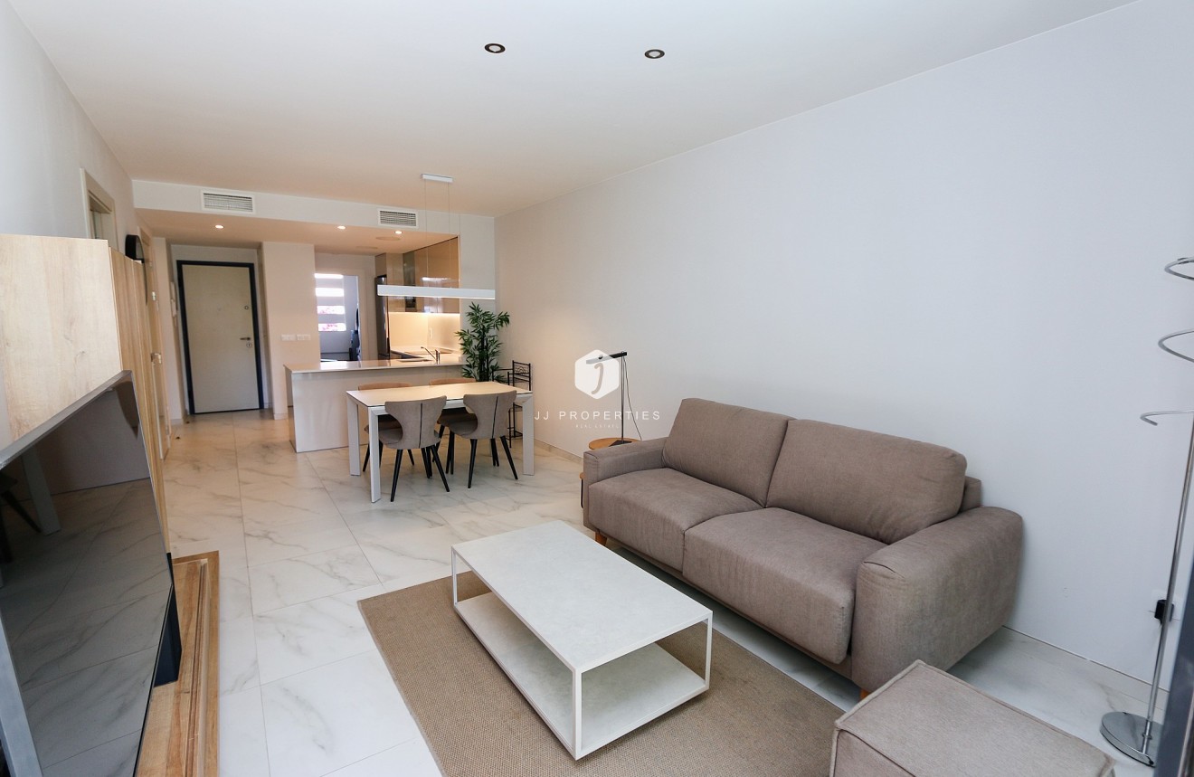 Aus zweiter Hand - Wohnung -
Playa Flamenca - Costa Blanca