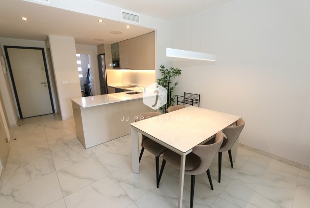 Aus zweiter Hand - Wohnung -
Playa Flamenca - Costa Blanca