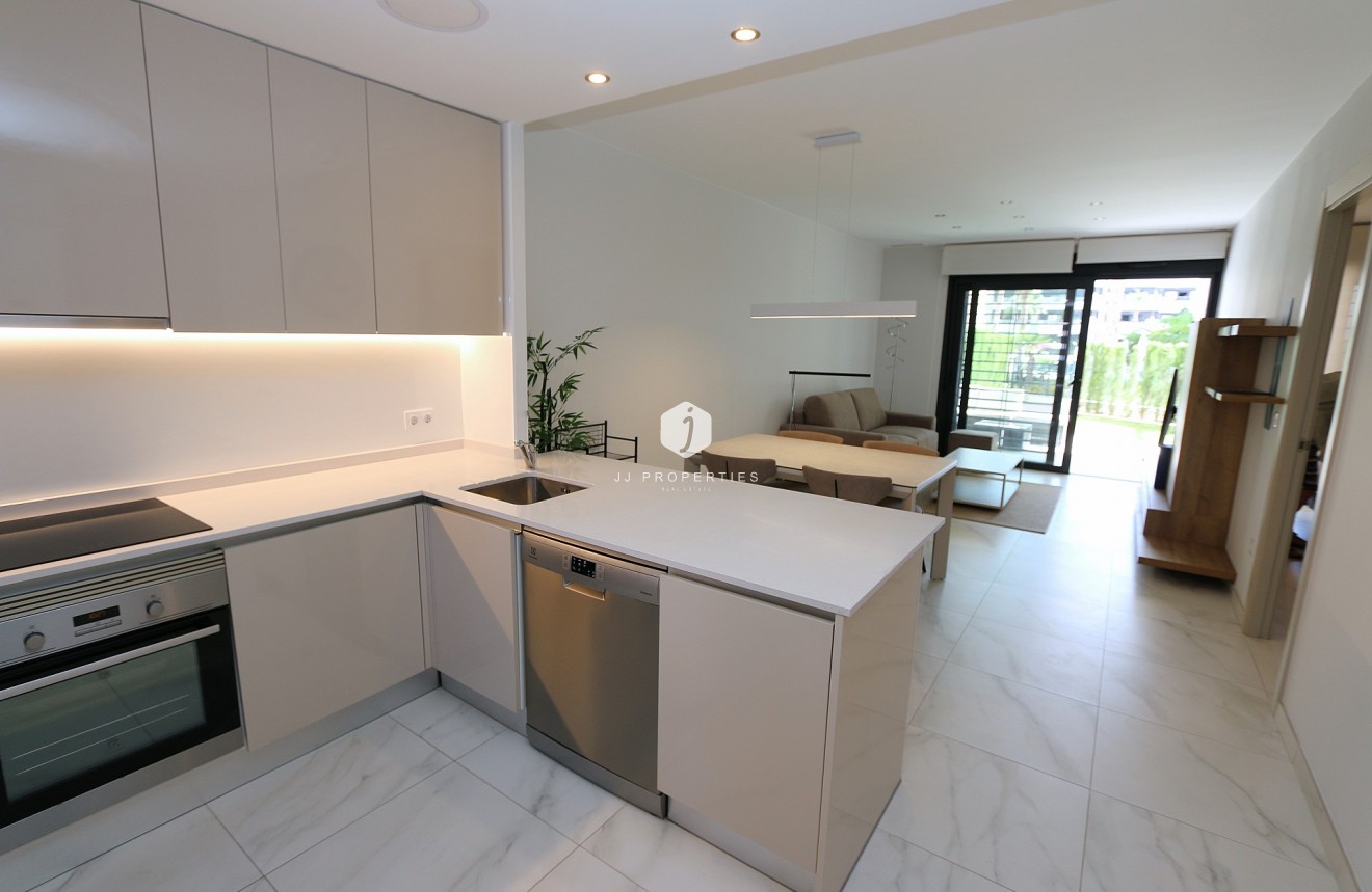 Aus zweiter Hand - Wohnung -
Playa Flamenca - Costa Blanca