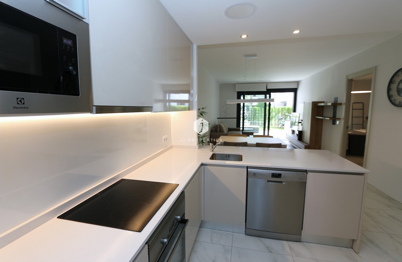 Aus zweiter Hand - Wohnung -
Playa Flamenca - Costa Blanca
