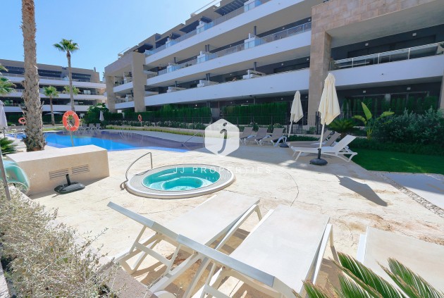 Aus zweiter Hand - Wohnung -
Playa Flamenca - Costa Blanca