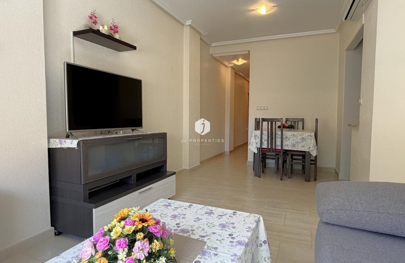 D'occasion - Appartement -
Torrevieja - El molino