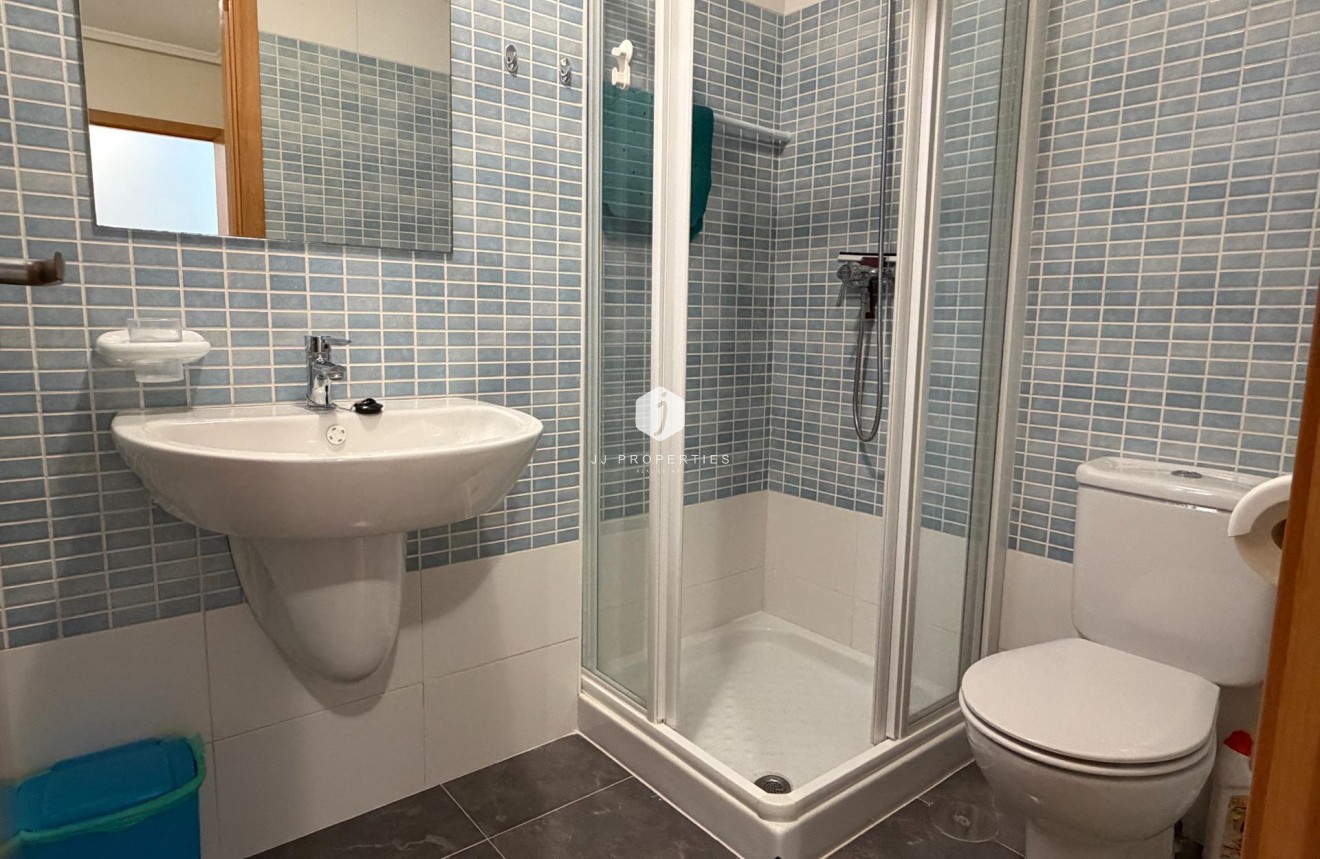 D'occasion - Appartement -
Torrevieja - El molino