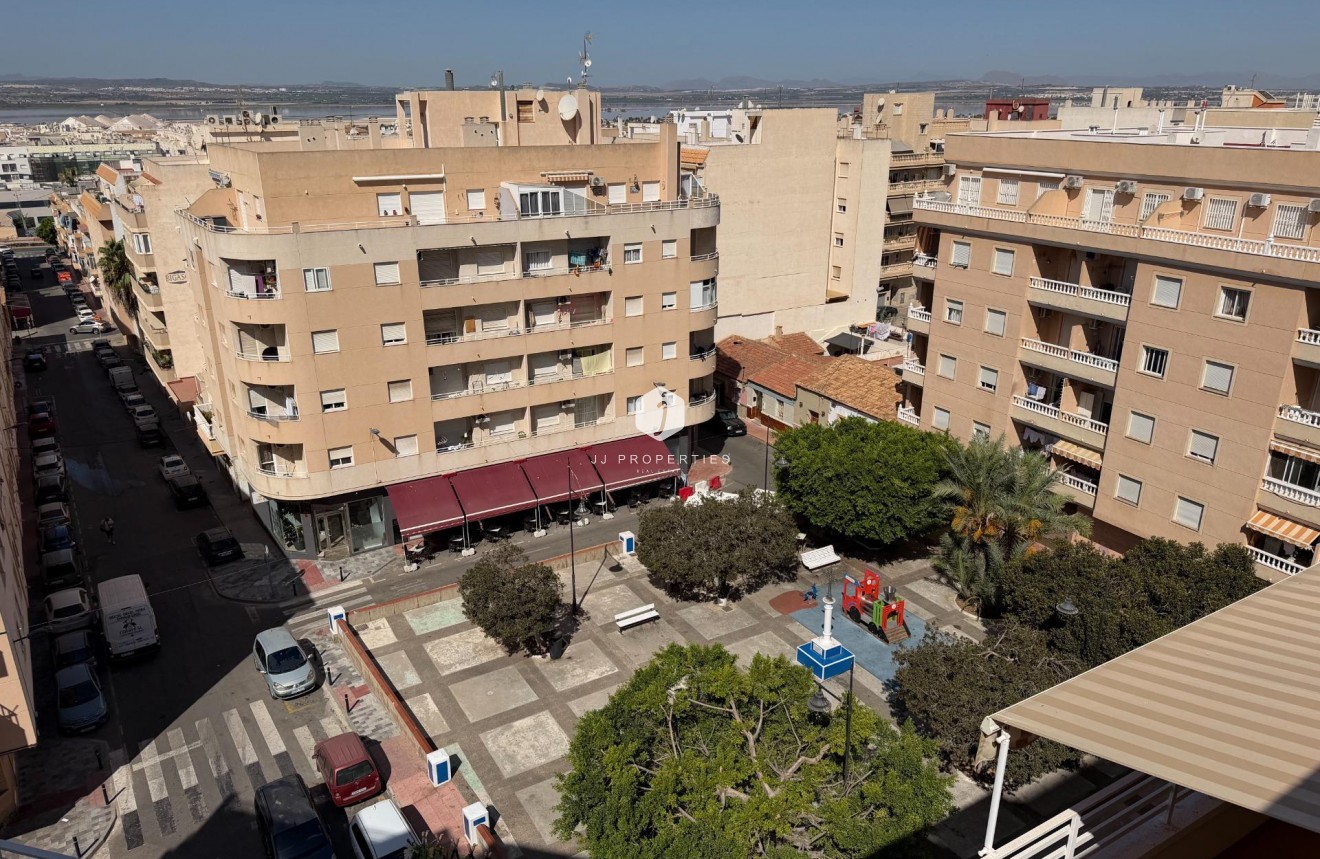 D'occasion - Appartement -
Torrevieja - El molino
