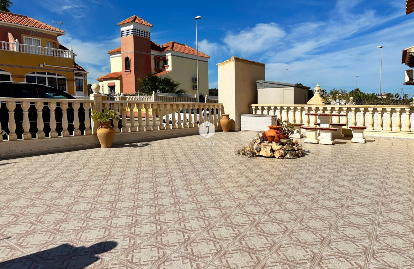 D'occasion - Chalet -
Orihuela Costa - Costa Blanca