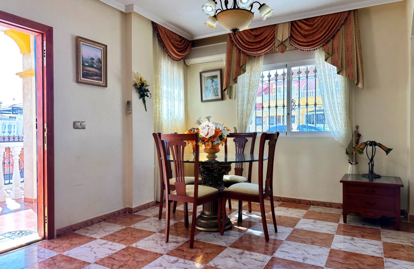 D'occasion - Chalet -
Orihuela Costa - Costa Blanca