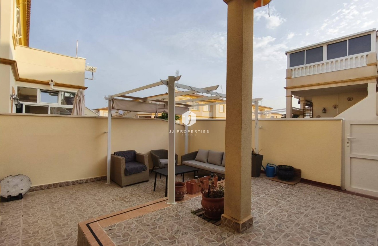Aus zweiter Hand - Bungalow -
Orihuela Costa - Playa Flamenca