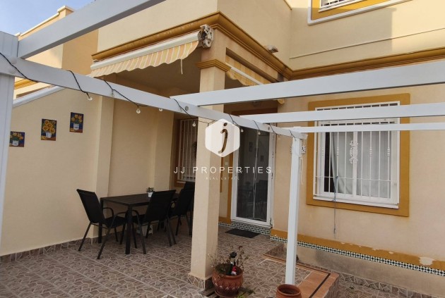 Aus zweiter Hand - Bungalow -
Orihuela Costa - Playa Flamenca