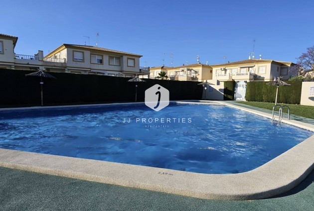 Aus zweiter Hand - Bungalow -
Orihuela Costa - Playa Flamenca