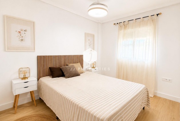 Resale - Apartment / flat -
Orihuela Costa - Monte Zenia