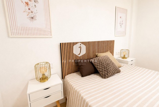 Resale - Apartment / flat -
Orihuela Costa - Monte Zenia