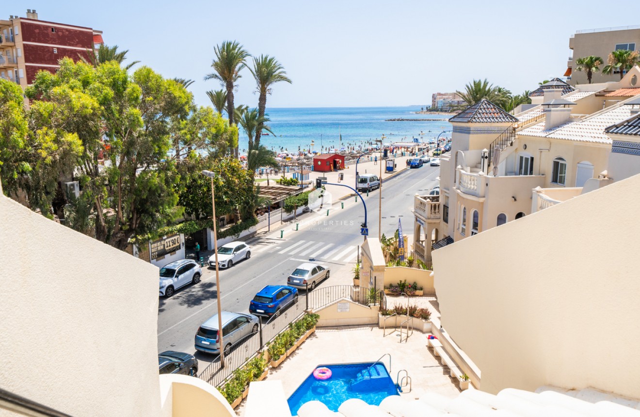 Segunda mano - Apartamento / piso -
Torrevieja - aguas nuevas