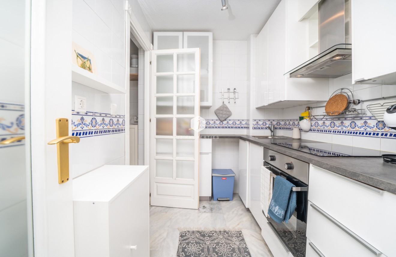 Segunda mano - Apartamento / piso -
Torrevieja - aguas nuevas