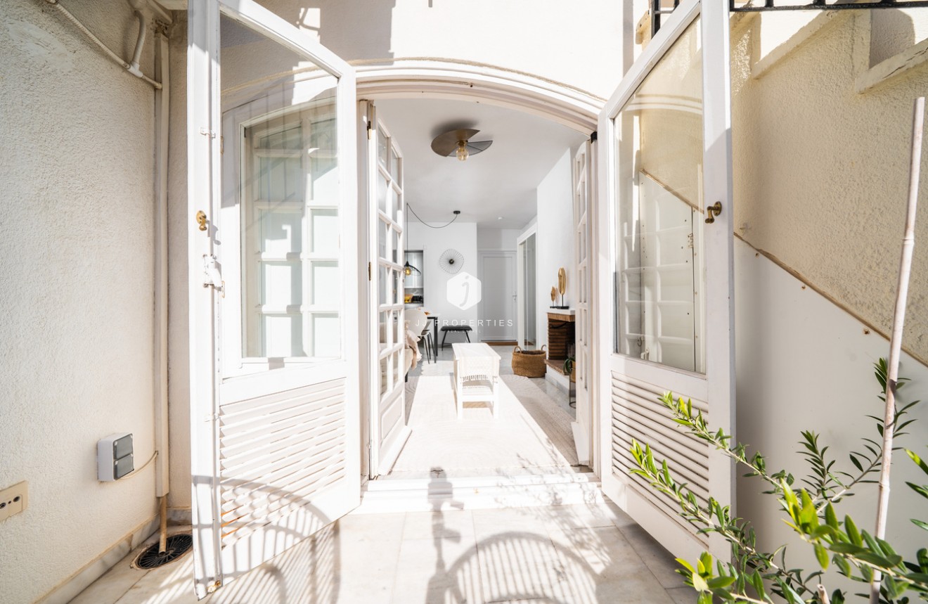 Segunda mano - Apartamento / piso -
Torrevieja - aguas nuevas