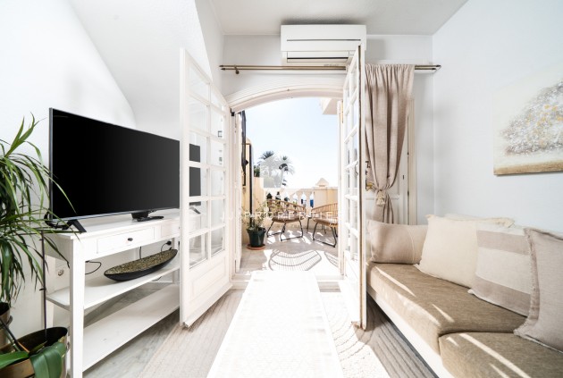 Segunda mano - Apartamento / piso -
Torrevieja - aguas nuevas
