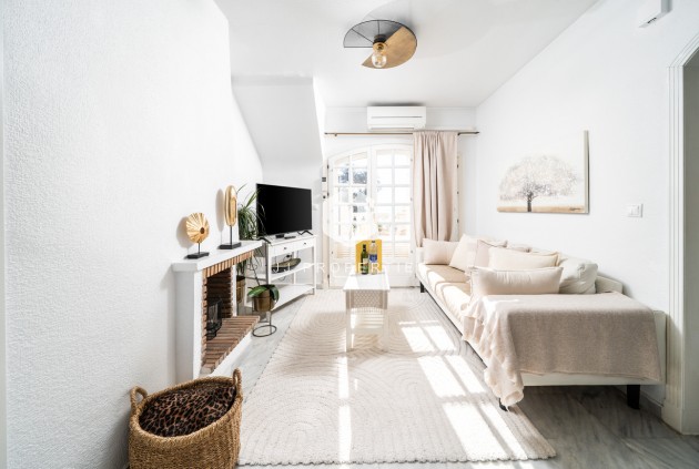 Segunda mano - Apartamento / piso -
Torrevieja - aguas nuevas