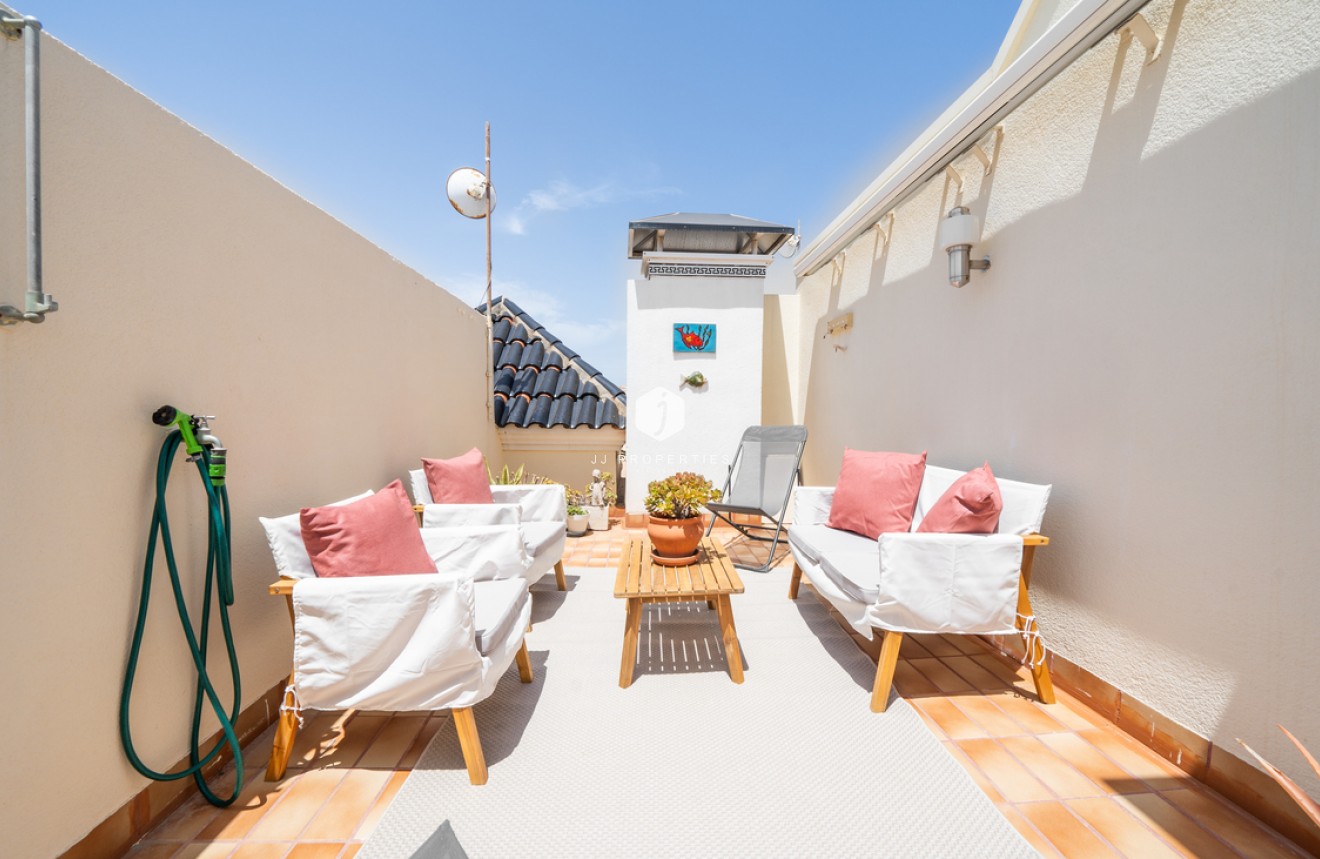 Segunda mano - Apartamento / piso -
Torrevieja - aguas nuevas