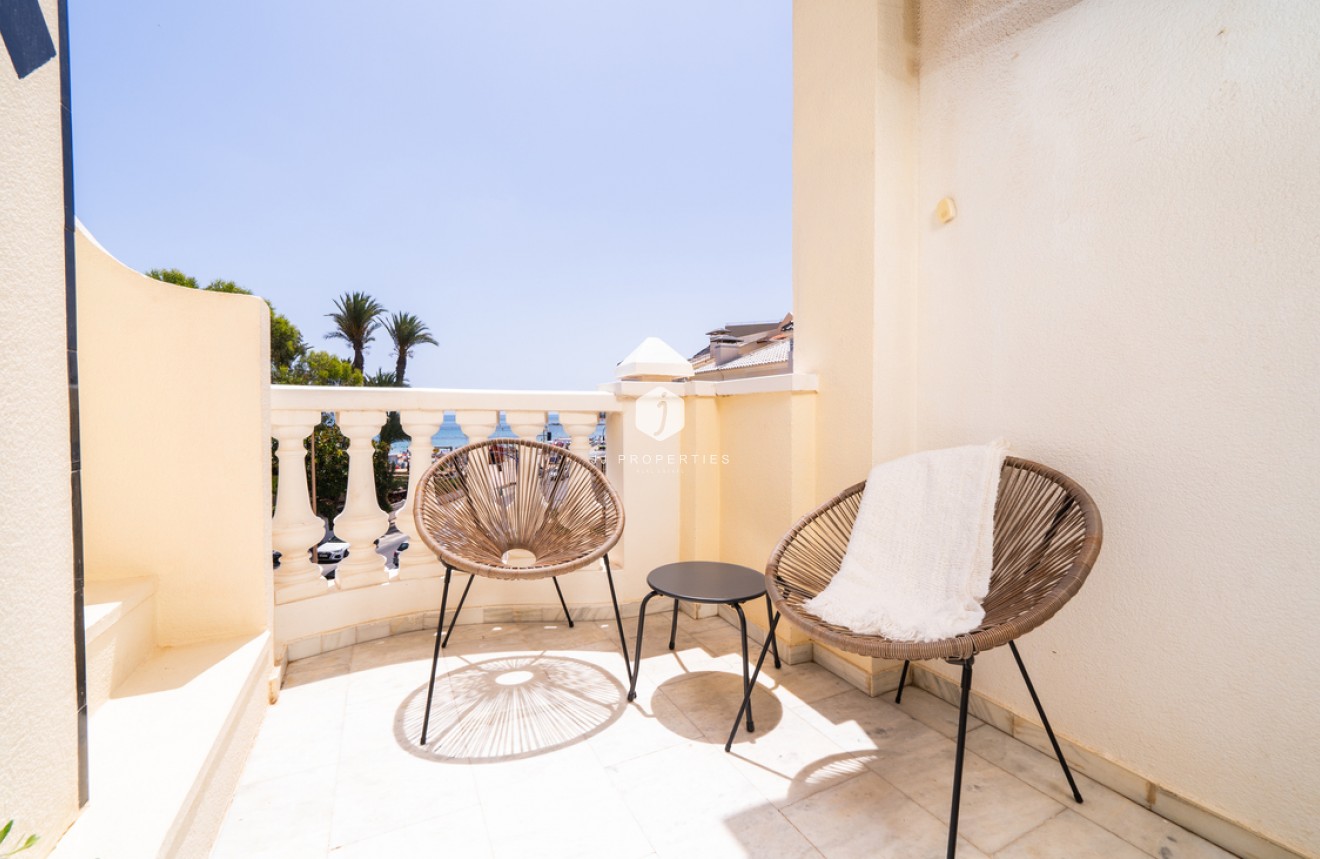 Segunda mano - Apartamento / piso -
Torrevieja - aguas nuevas