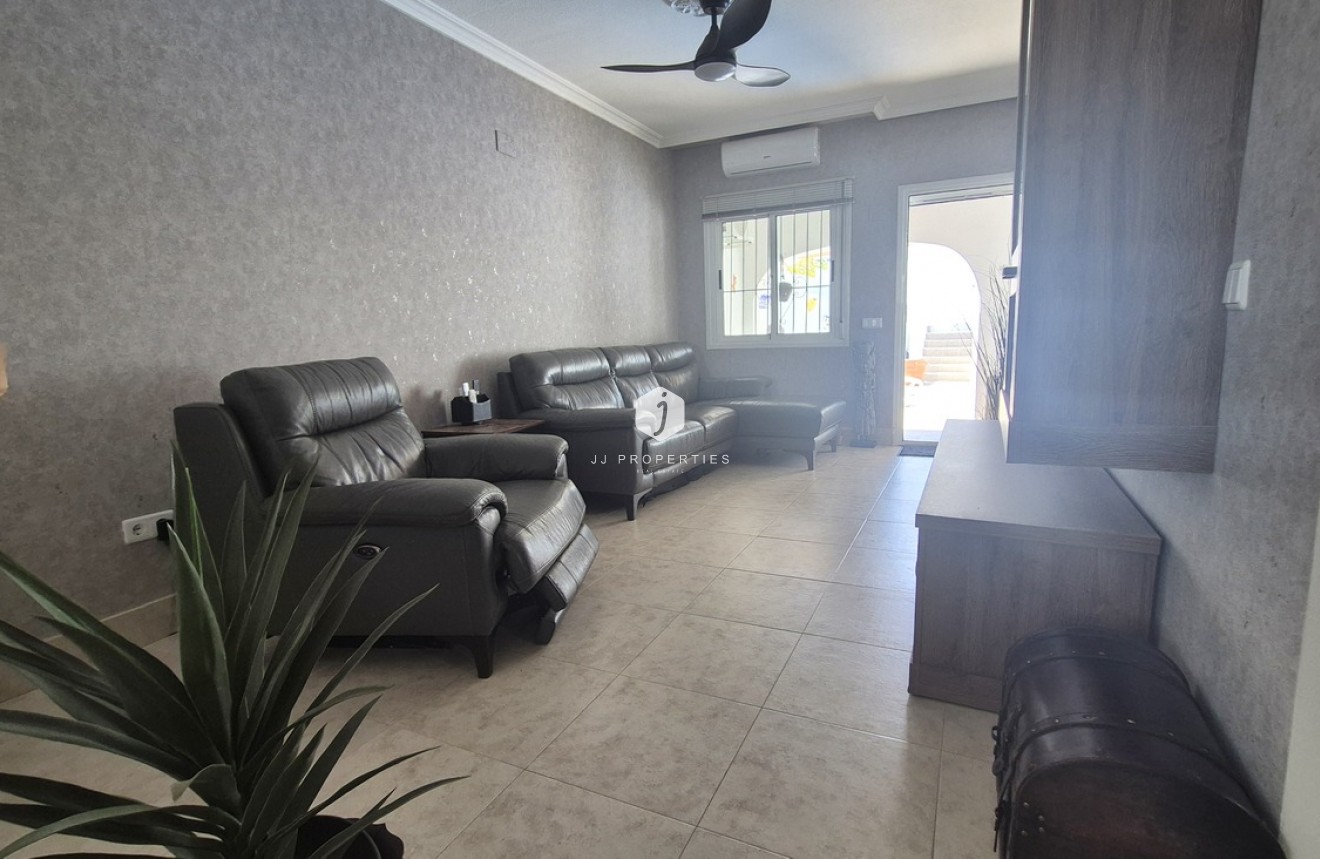 D'occasion - Chalet -
San Miguel de Salinas - Inland