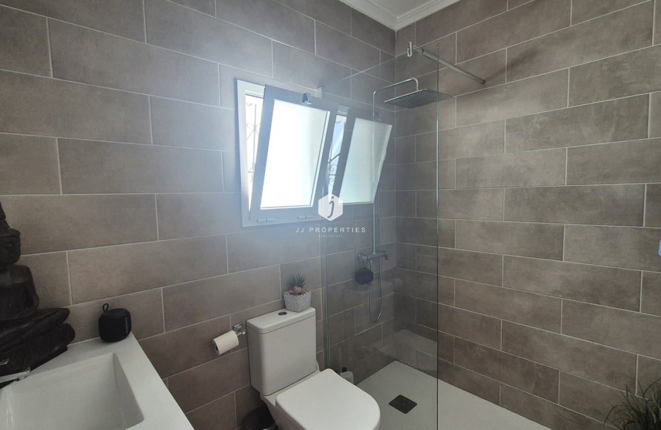 D'occasion - Chalet -
San Miguel de Salinas - Inland