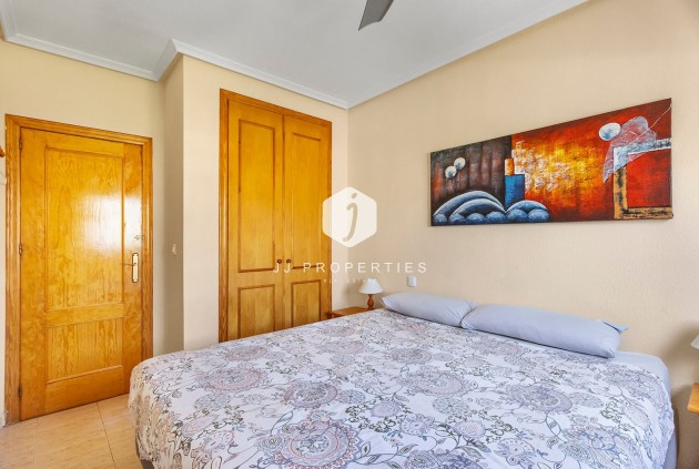 Aus zweiter Hand - Wohnung -
La Mata - Costa Blanca
