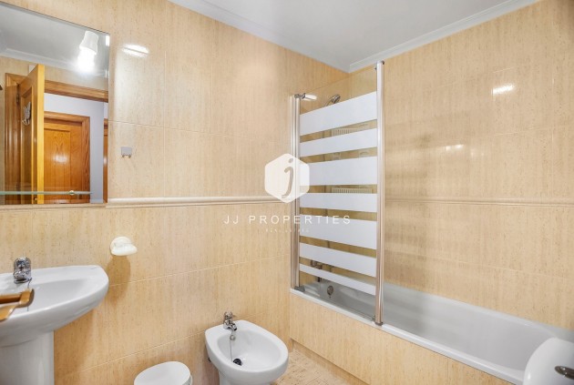 Aus zweiter Hand - Wohnung -
La Mata - Costa Blanca