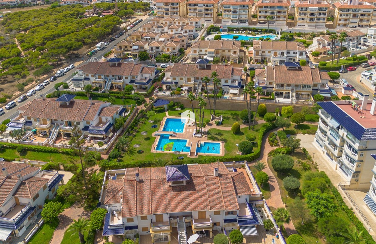 Aus zweiter Hand - Wohnung -
La Mata - Costa Blanca