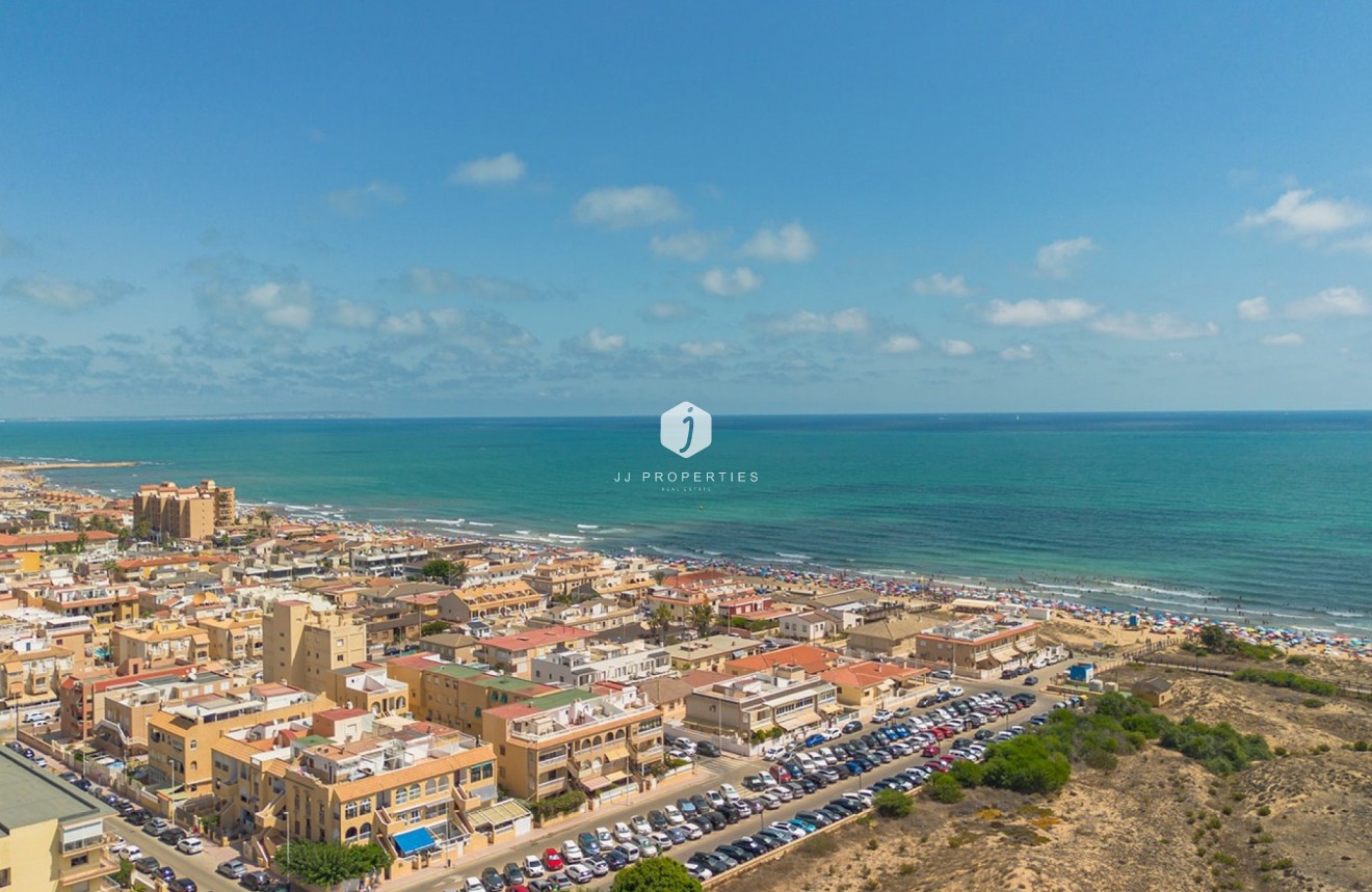 Aus zweiter Hand - Wohnung -
La Mata - Costa Blanca
