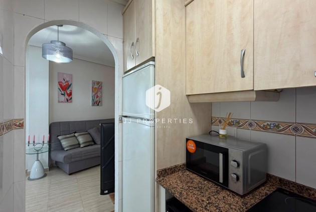Resale - Apartment / flat -
Torrevieja - Estacion de autobuses